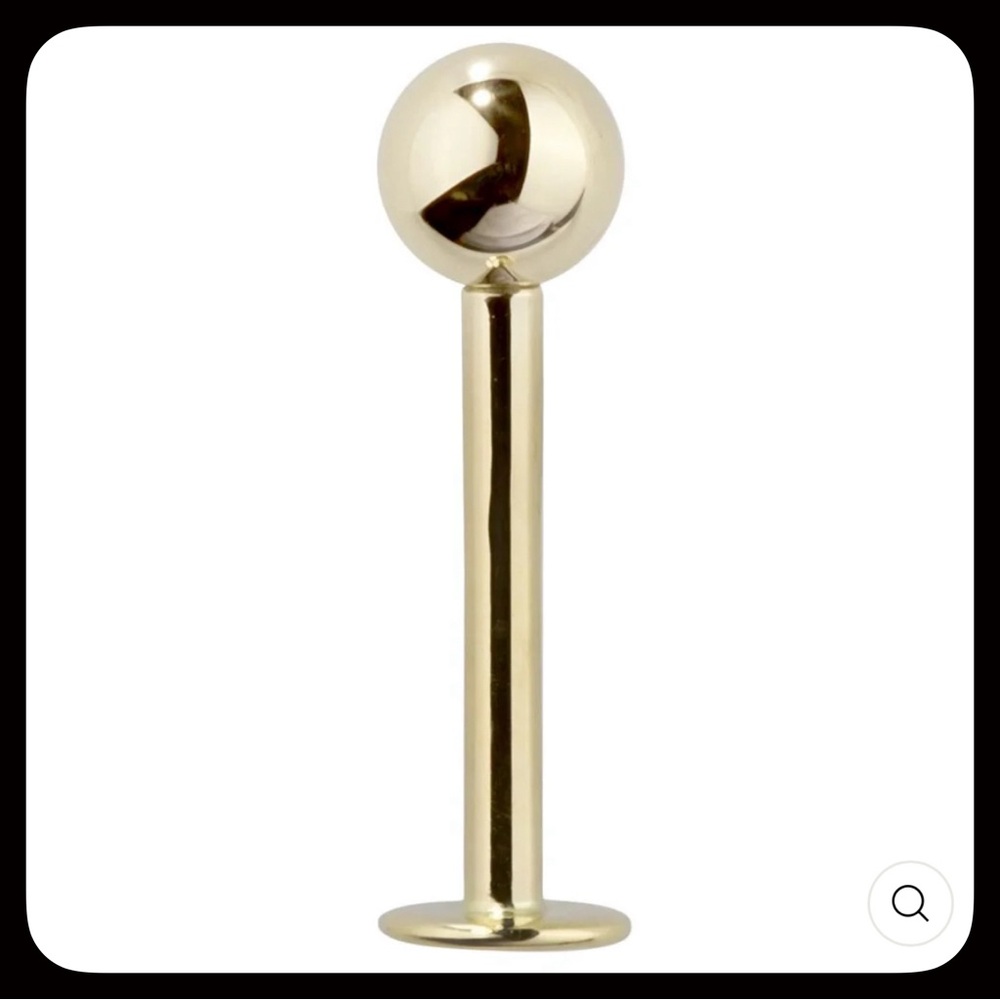 A pair of NEW 5mm Ball 14K Gold Flat Back Cartilage Earring Labret